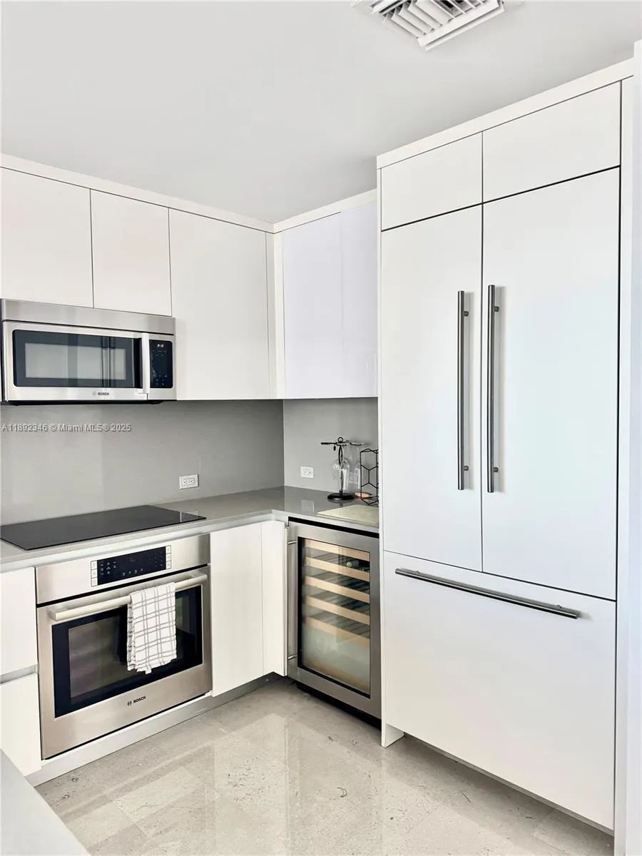 68 SE 6th St, #1501