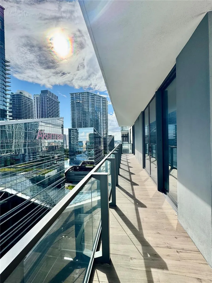 68 SE 6th St, #1501