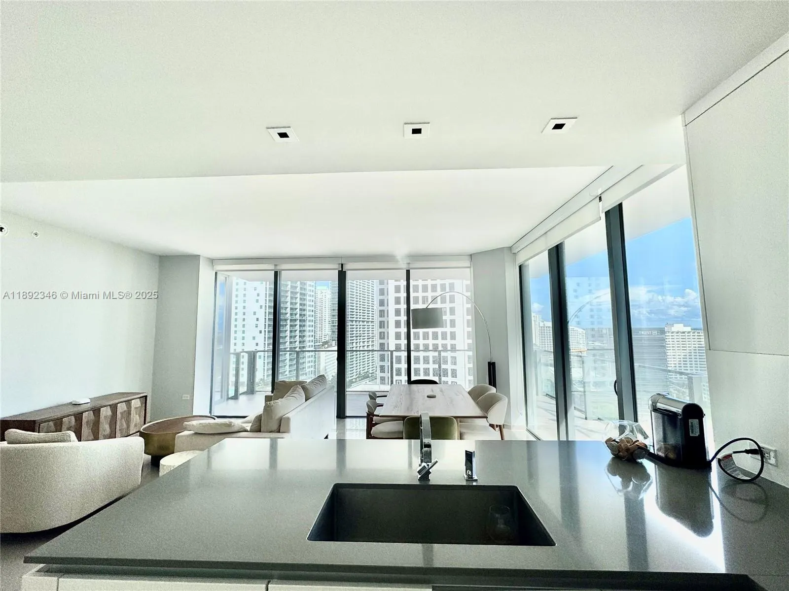 68 SE 6th St, #1501