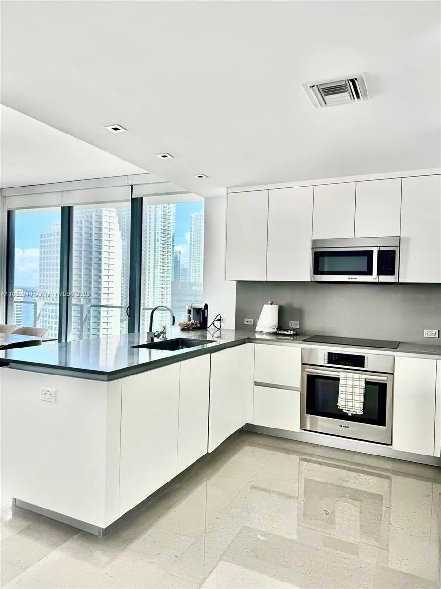 68 SE 6th St, #1501