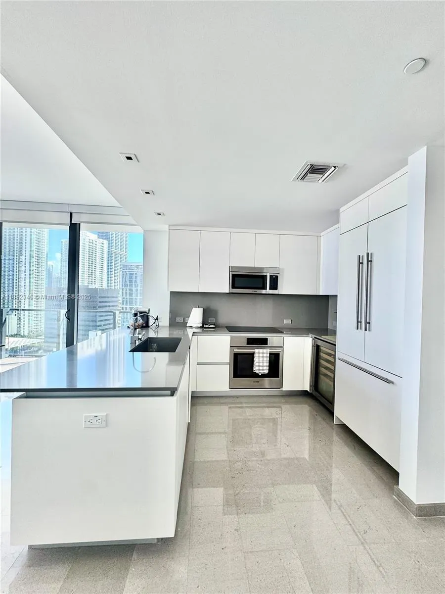 68 SE 6th St, #1501