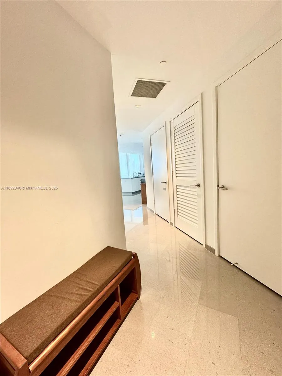 68 SE 6th St, #1501