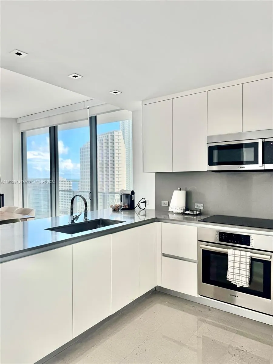 68 SE 6th St, #1501