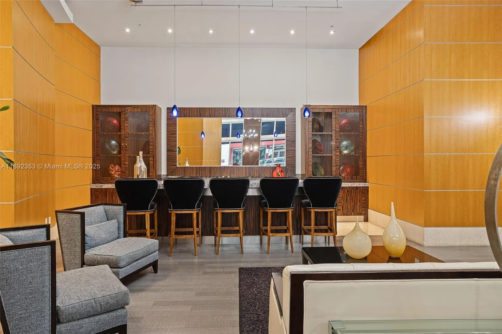 253 NE 2 ST, #626
