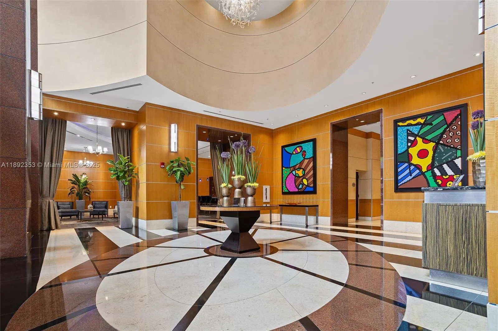 253 NE 2 ST, #626