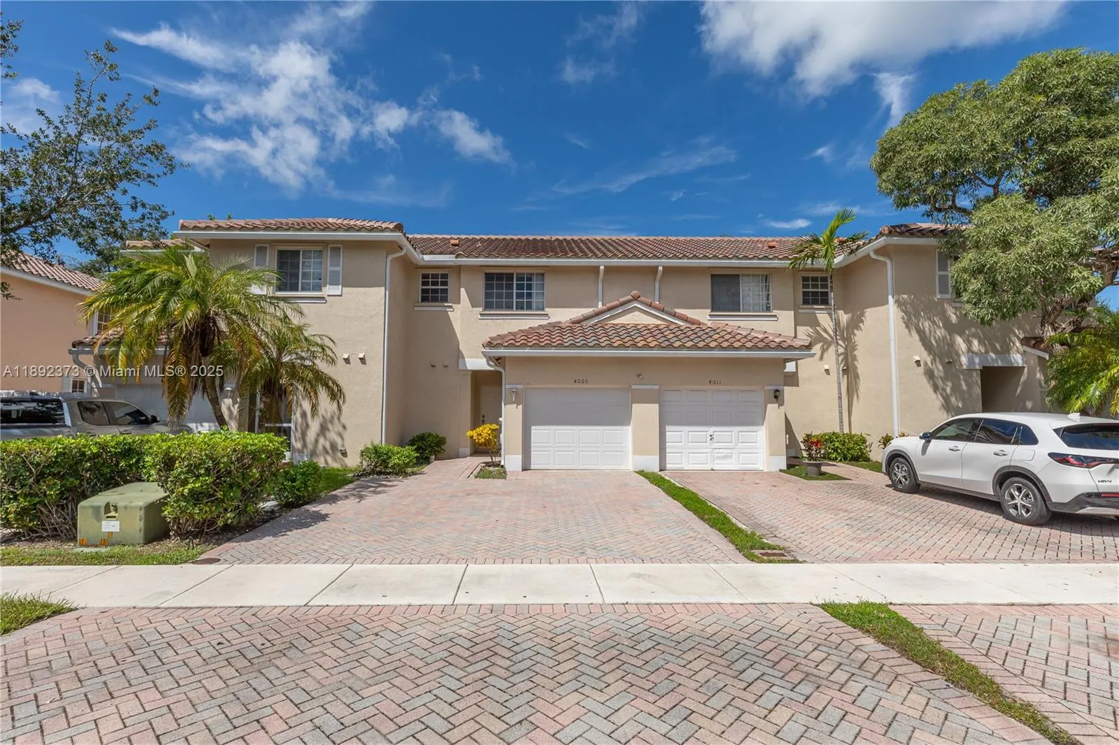 4005 NW 91st Ter