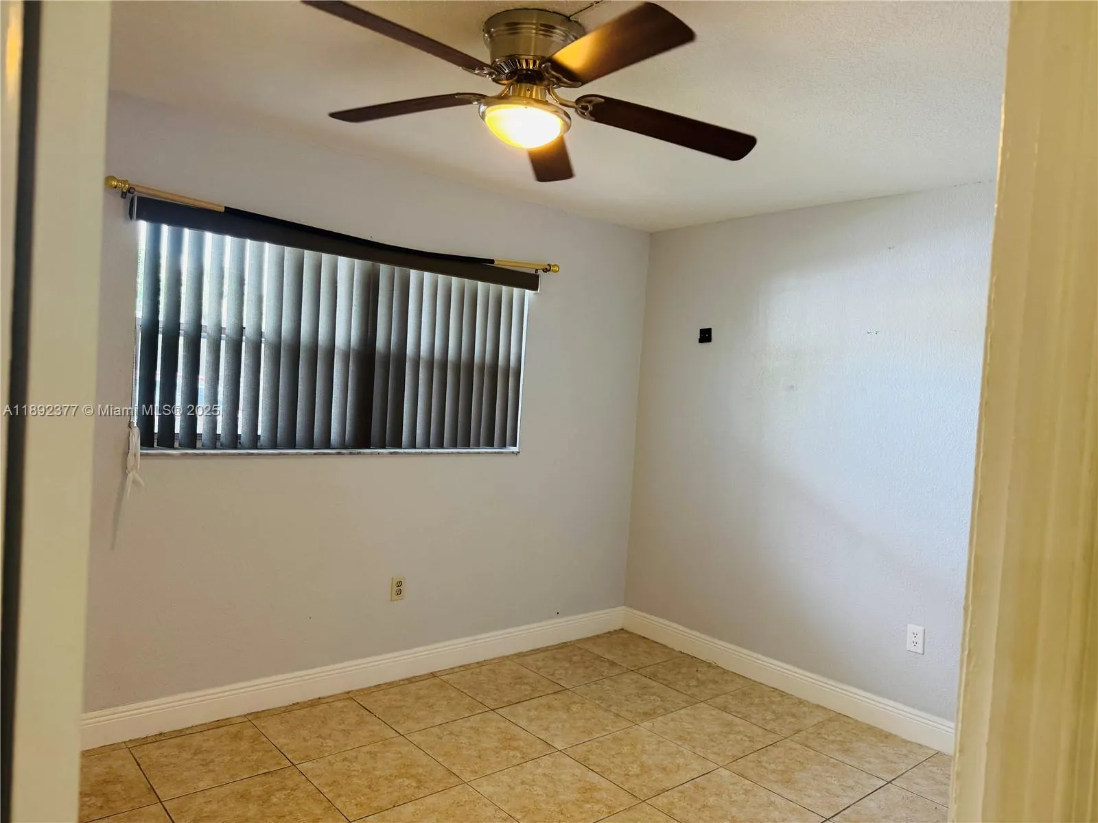 8110 Sunrise Lakes Blvd, #109