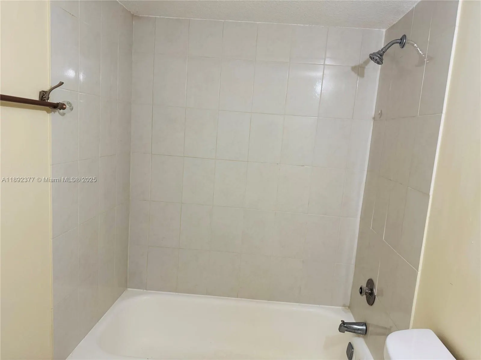 8110 Sunrise Lakes Blvd, #109
