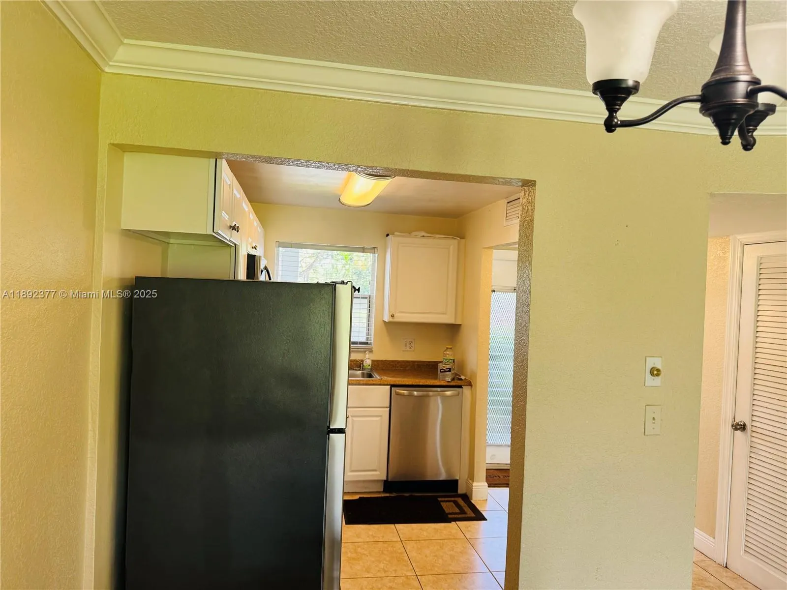 8110 Sunrise Lakes Blvd, #109
