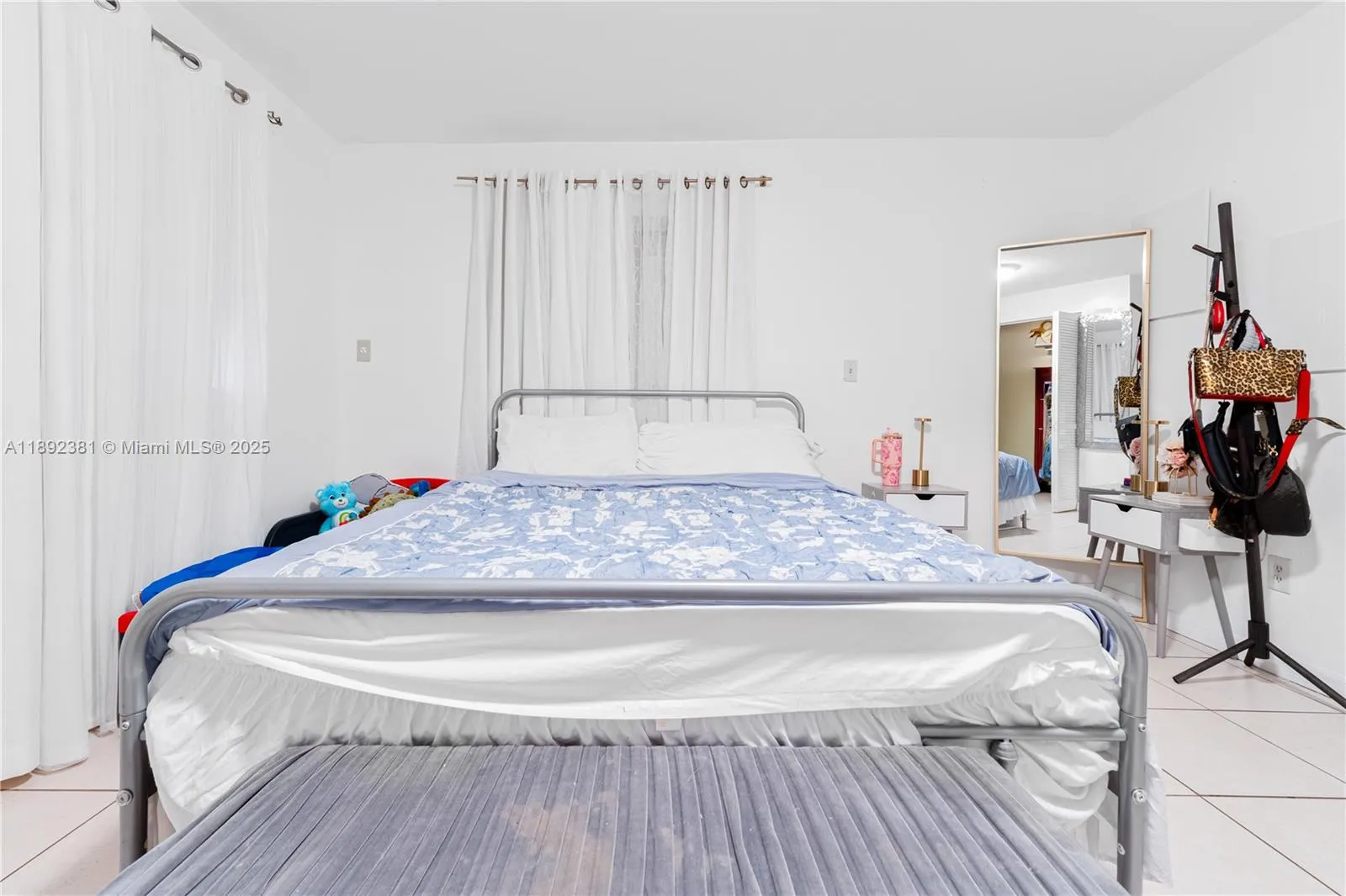 317 W 36th St