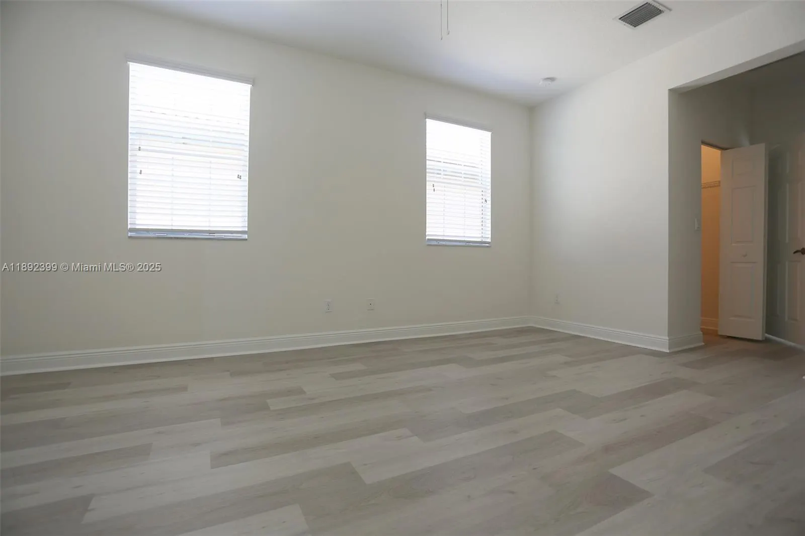 1423 SW 147th Ave