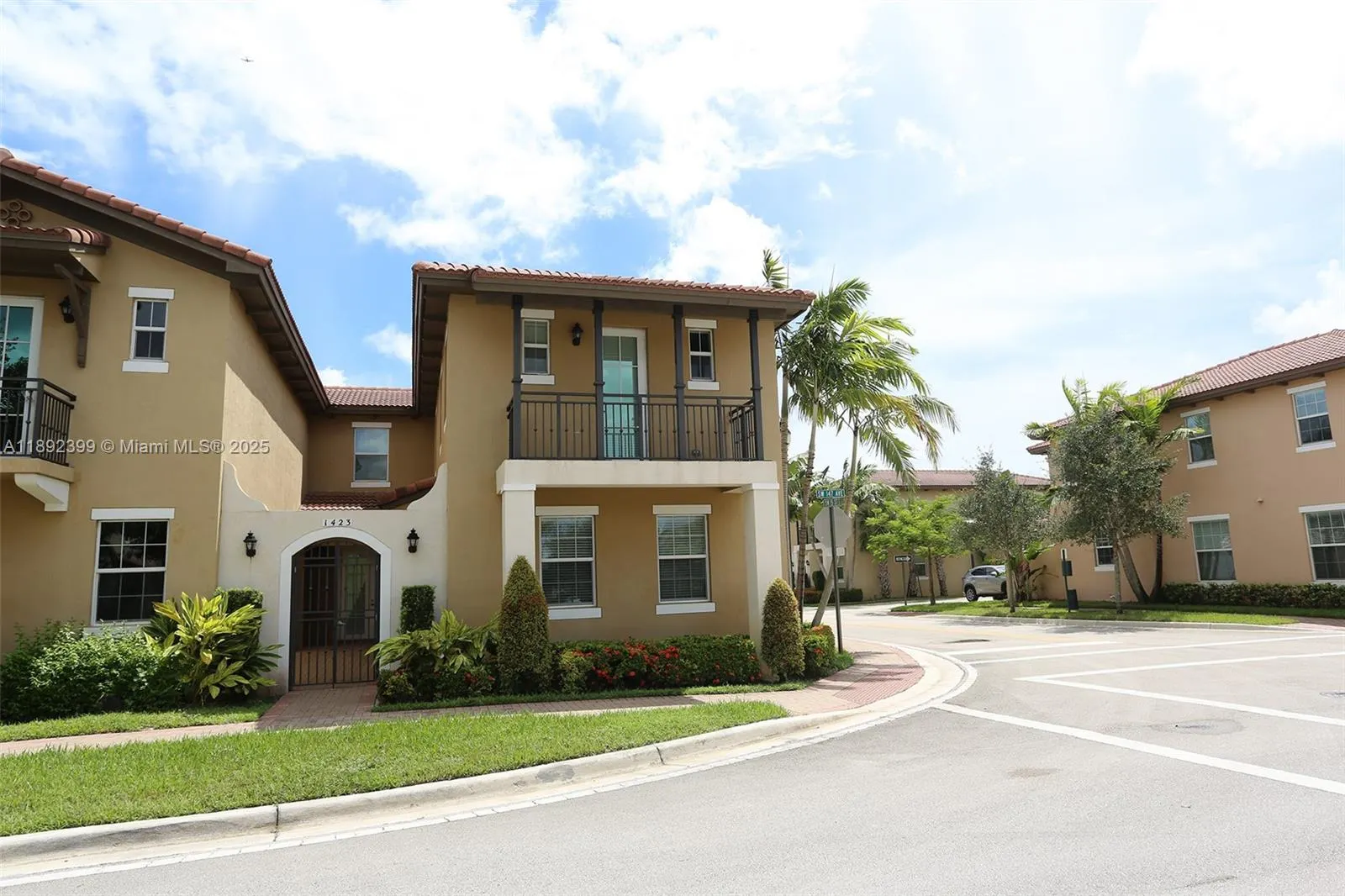 1423 SW 147th Ave