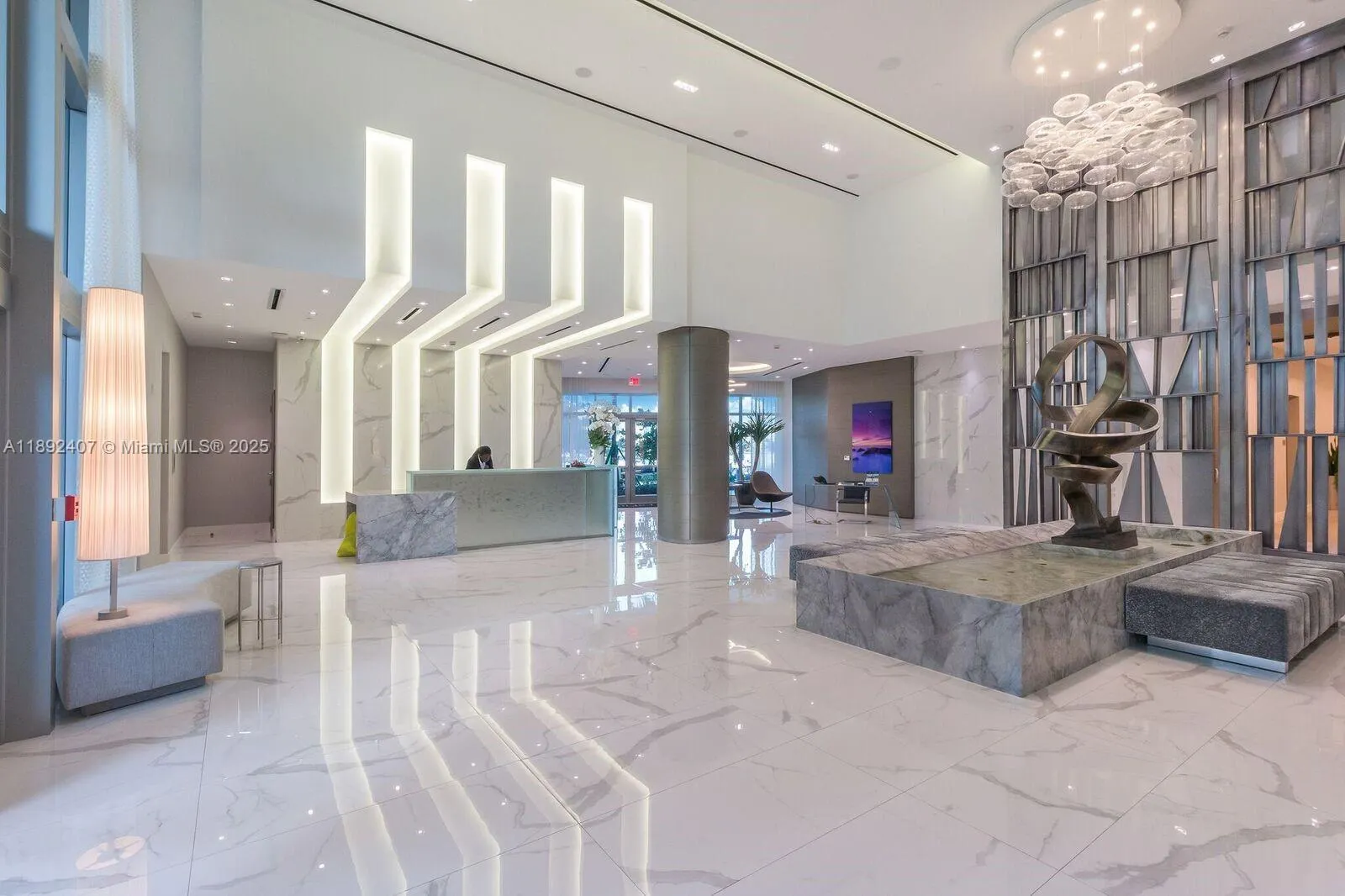 17111 Biscayne Blvd, #1004