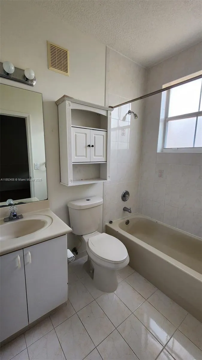 8531 NW 139 Ter, #1409