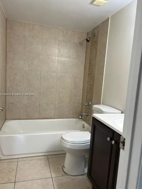 10773 Cleary Blvd, #209