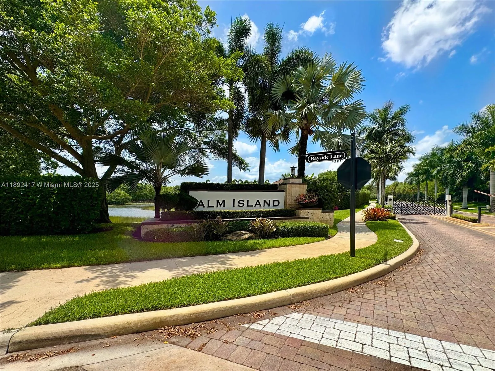 375 Sabal Way