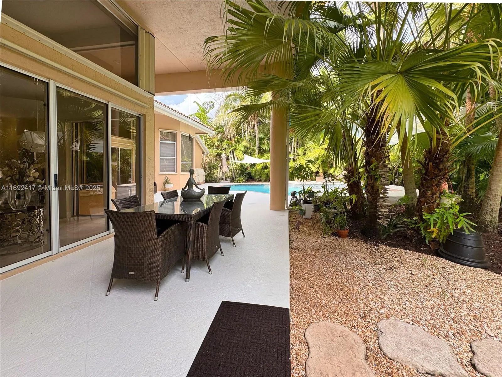 375 Sabal Way