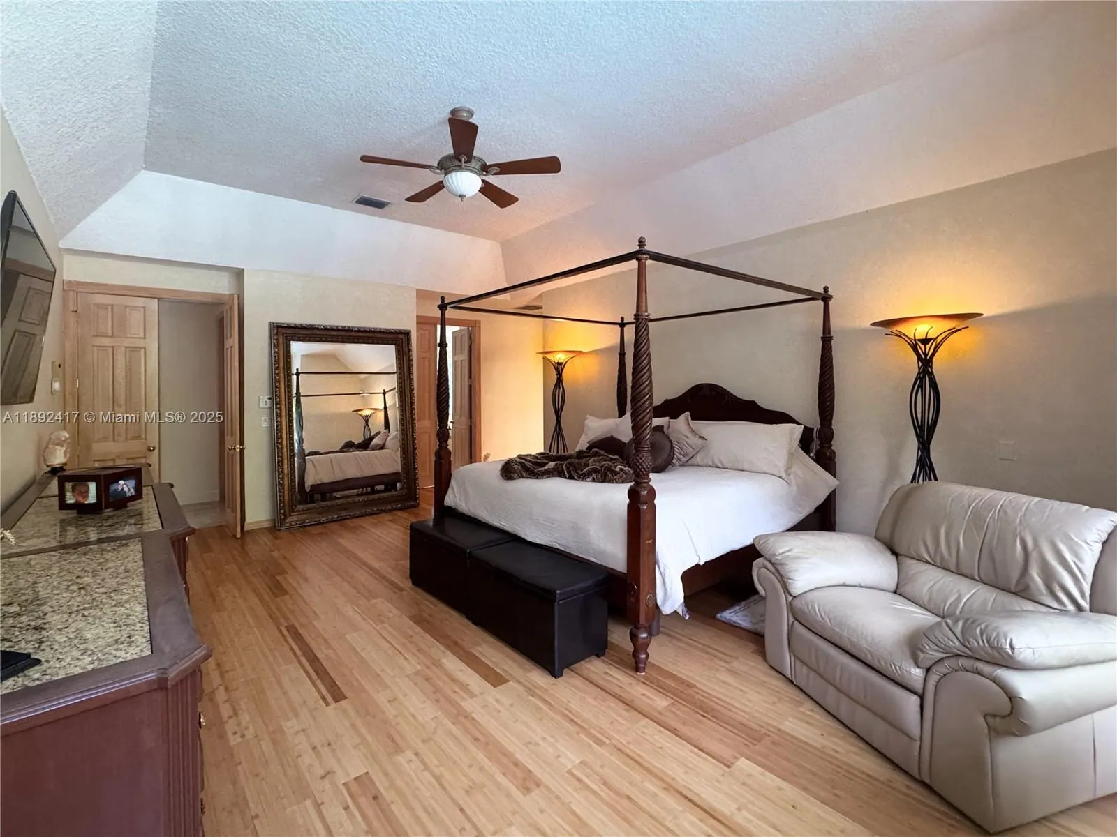 375 Sabal Way