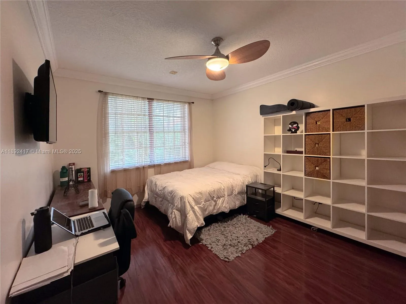 375 Sabal Way