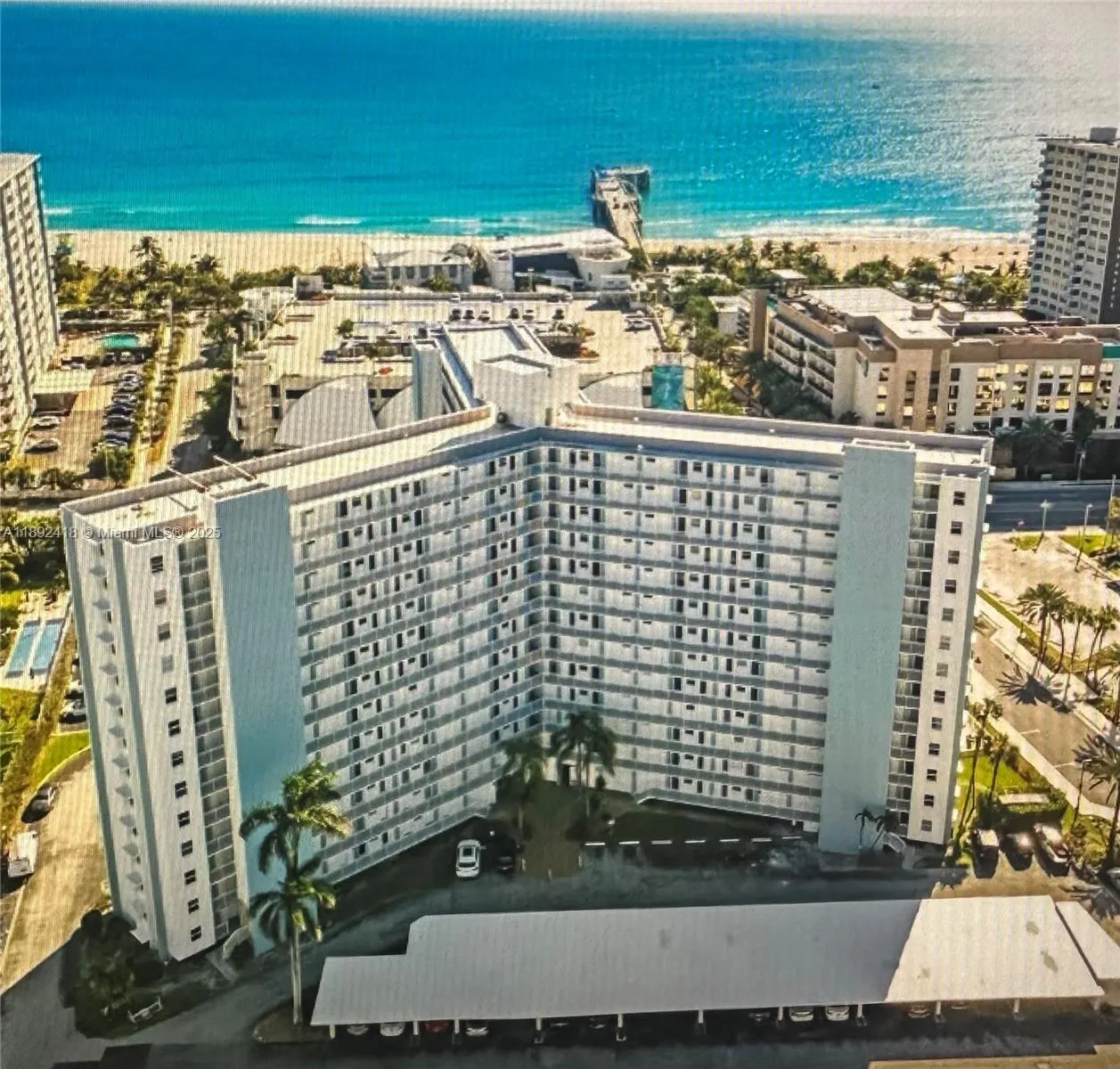 201 N Ocean Blvd, #406