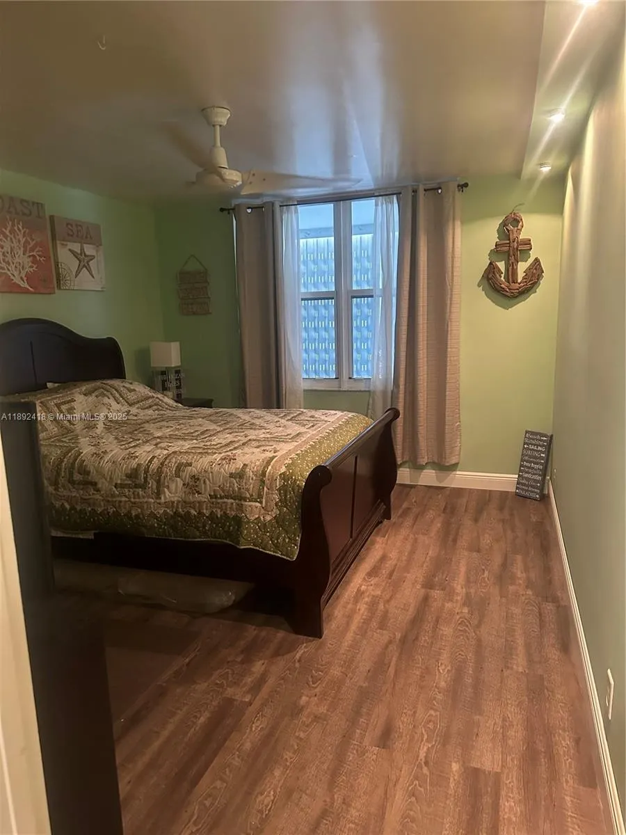 201 N Ocean Blvd, #406