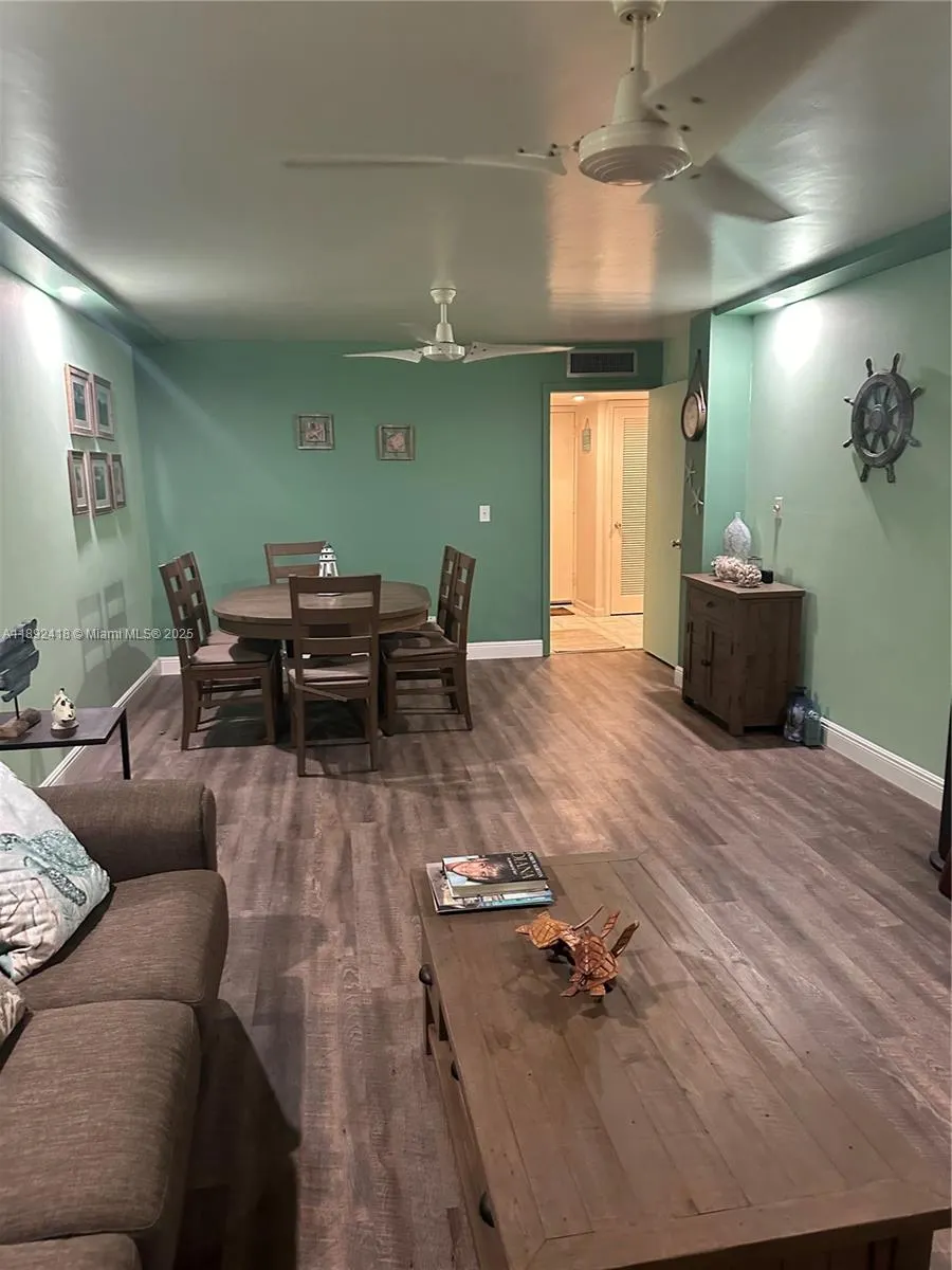 201 N Ocean Blvd, #406