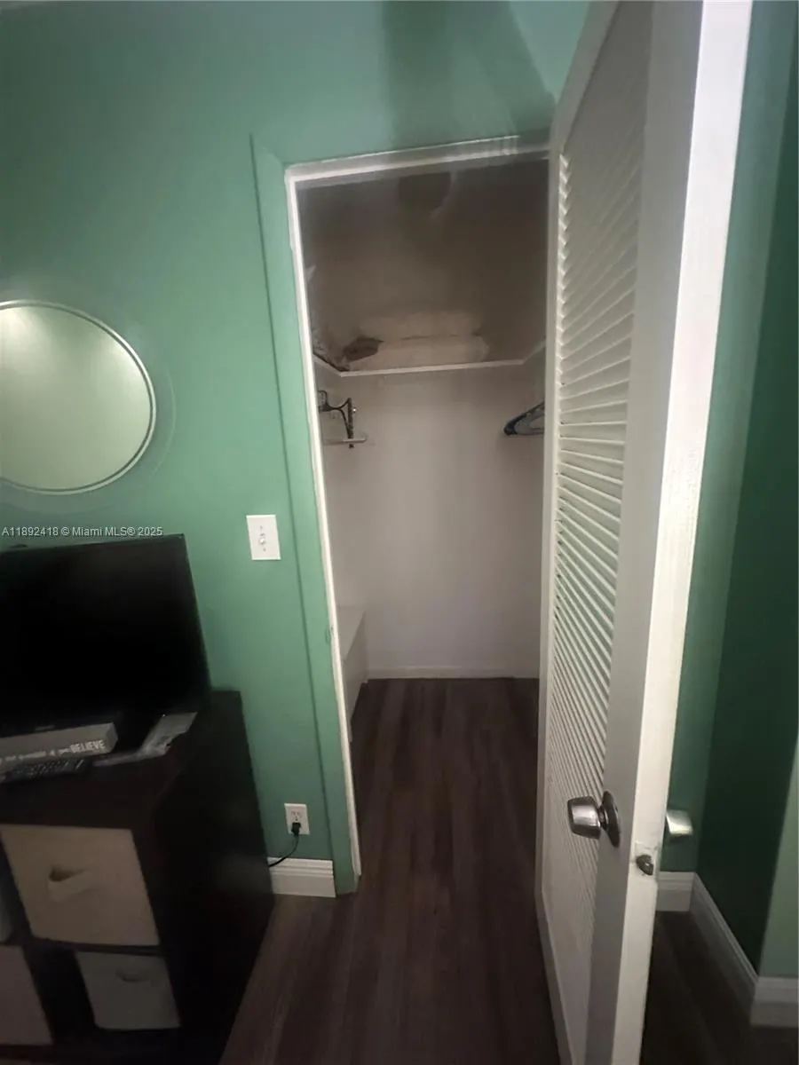 201 N Ocean Blvd, #406