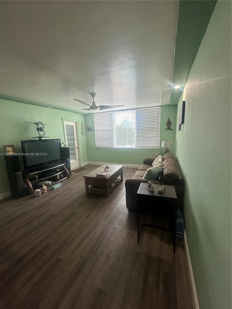 201 N Ocean Blvd, #406