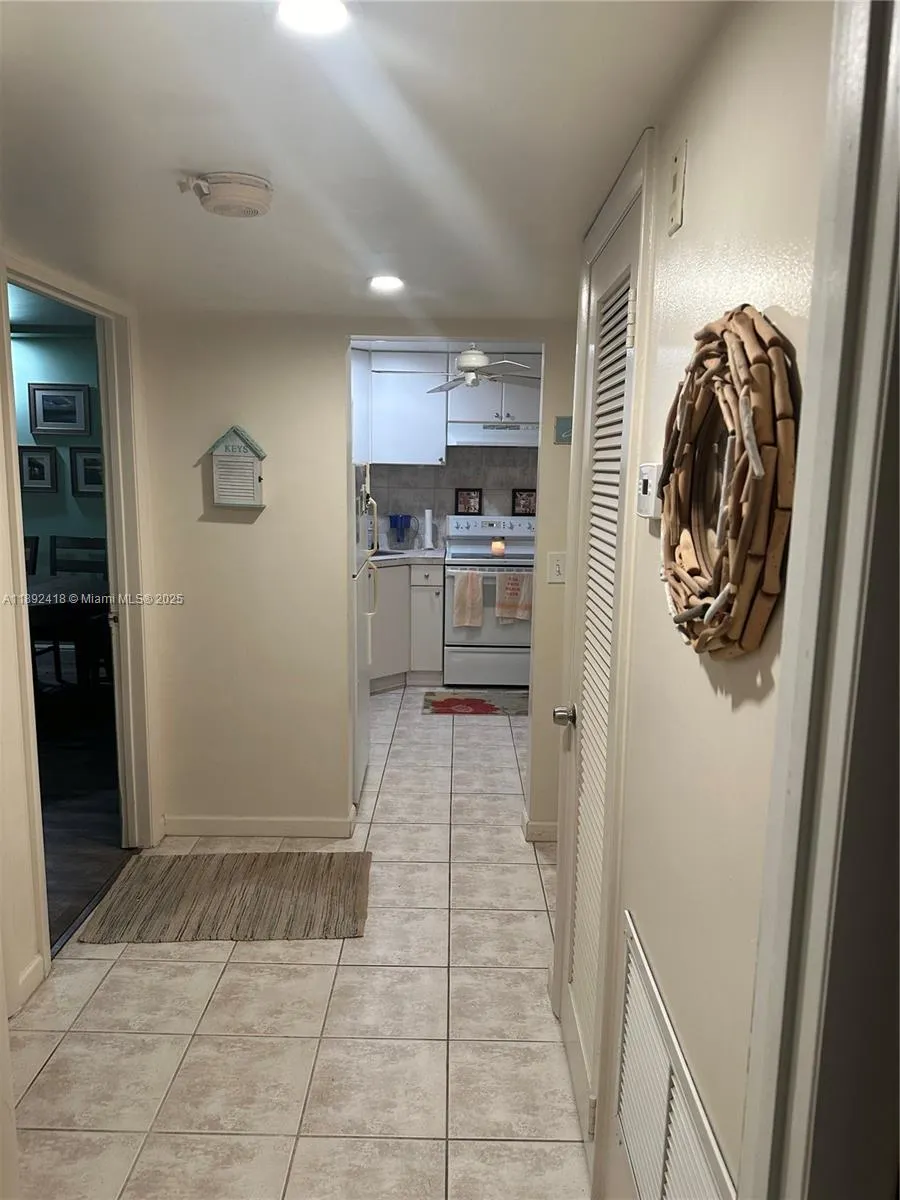 201 N Ocean Blvd, #406