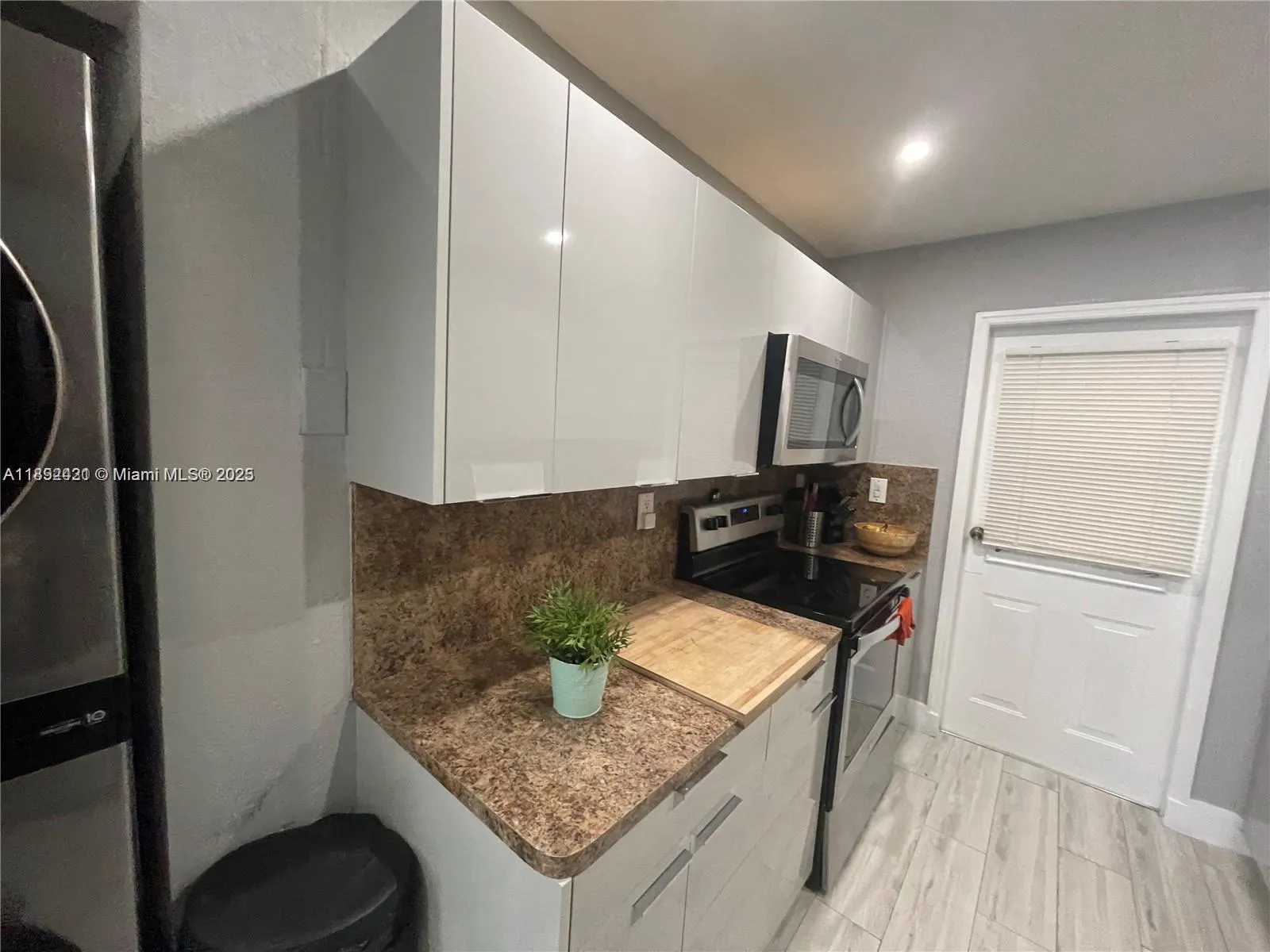 10285 NW 80th Ct, #103