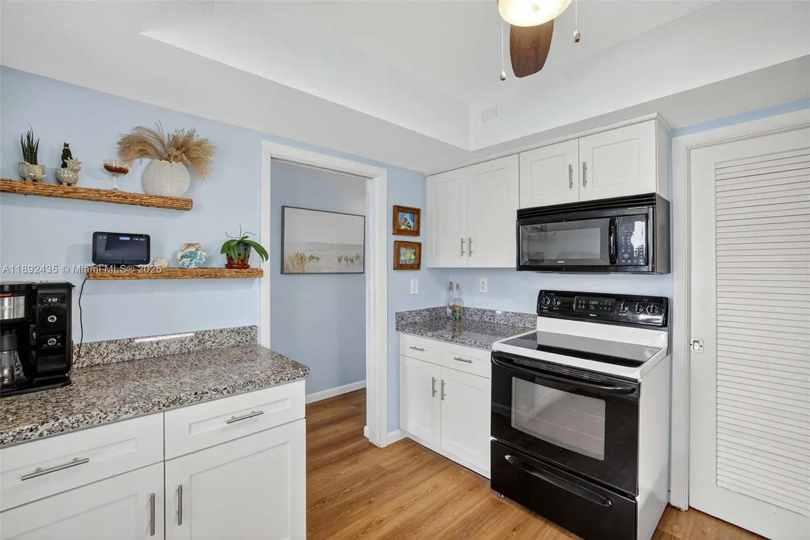 3209 Colony Club Rd, #1-W
