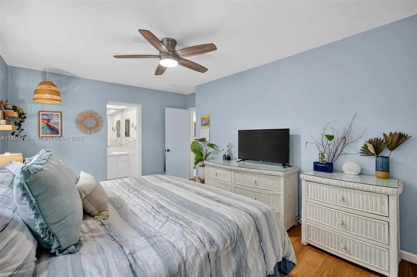 3209 Colony Club Rd, #1-W