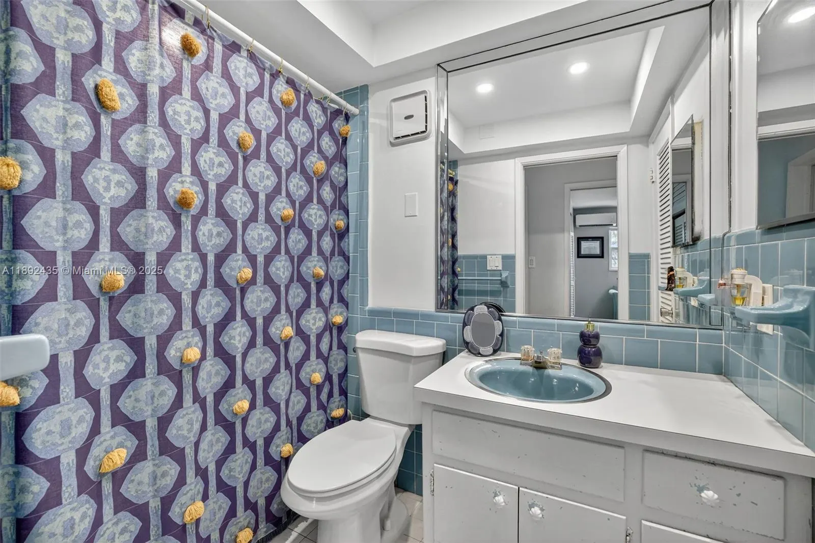 3209 Colony Club Rd, #1-W