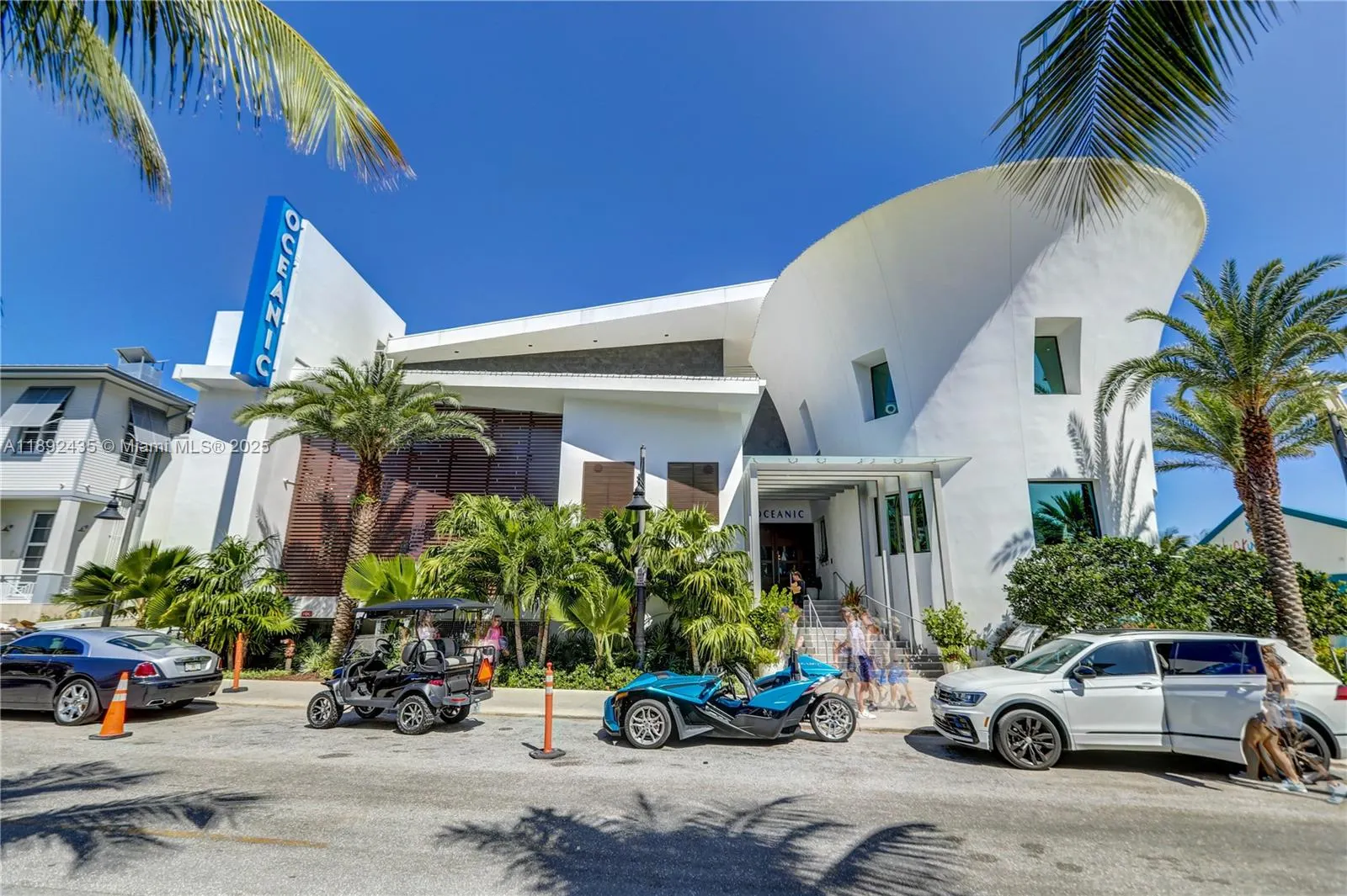 3209 Colony Club Rd, #1-W