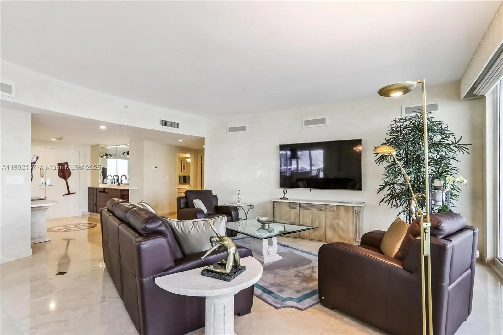 1800 Sunset Harbour Dr, #6