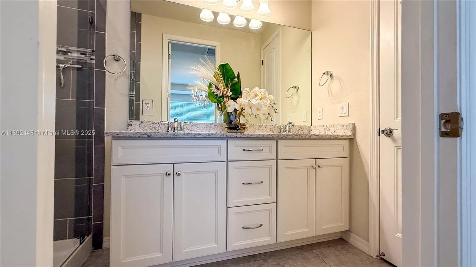 5110 Eucalyptus Dr, #3