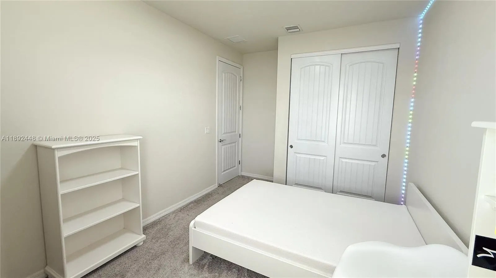 5110 Eucalyptus Dr, #3