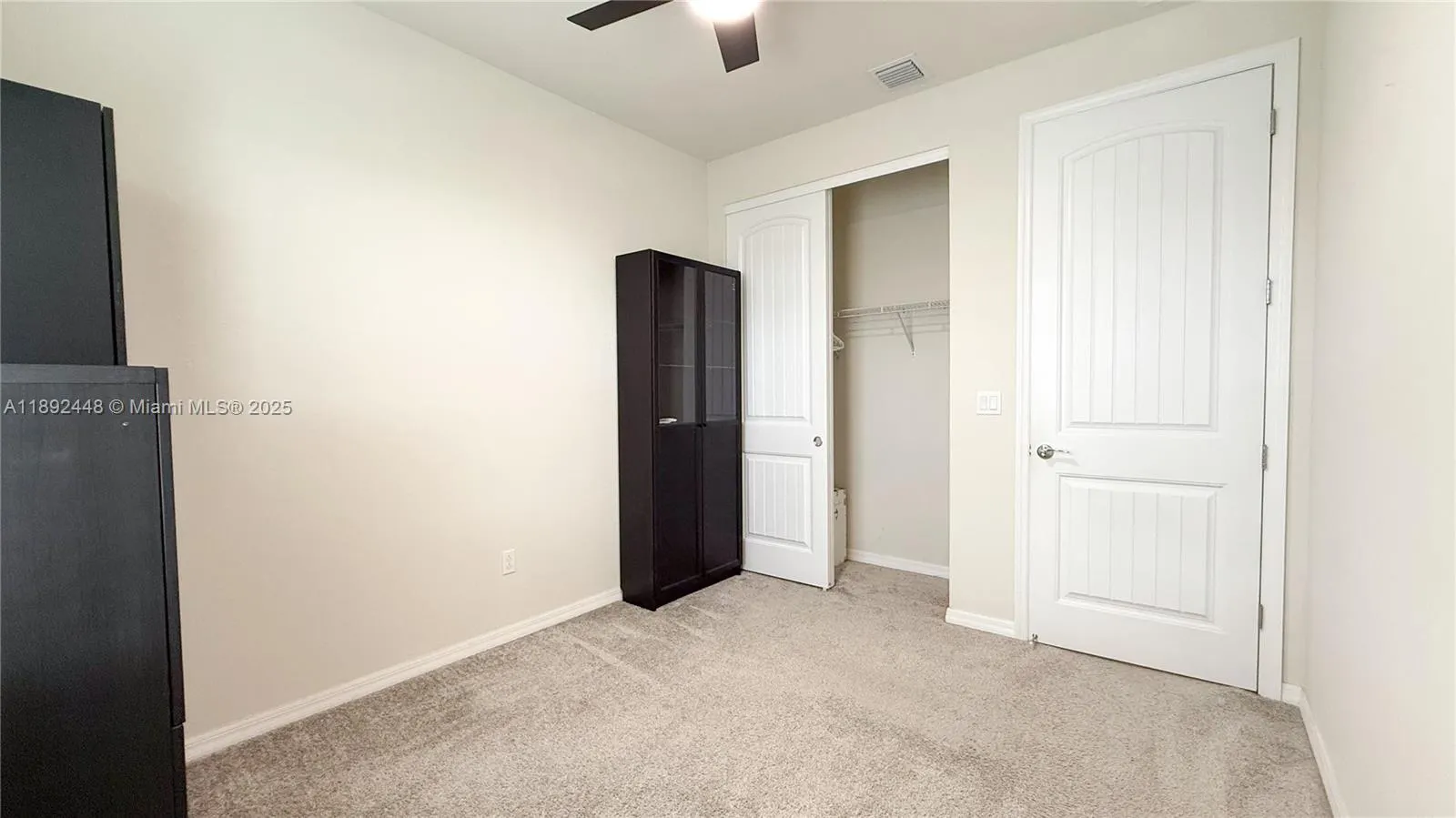 5110 Eucalyptus Dr, #3