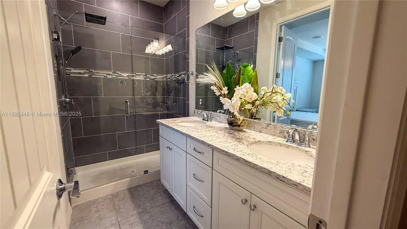 5110 Eucalyptus Dr, #3