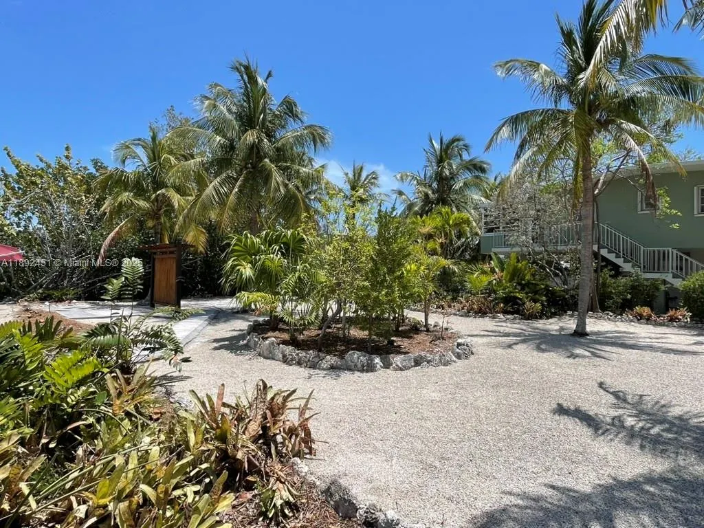 Lot 24 Gardenia St