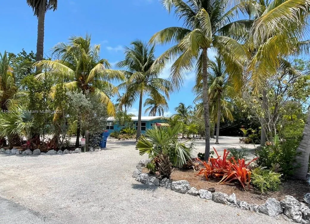 Lot 24 Gardenia St