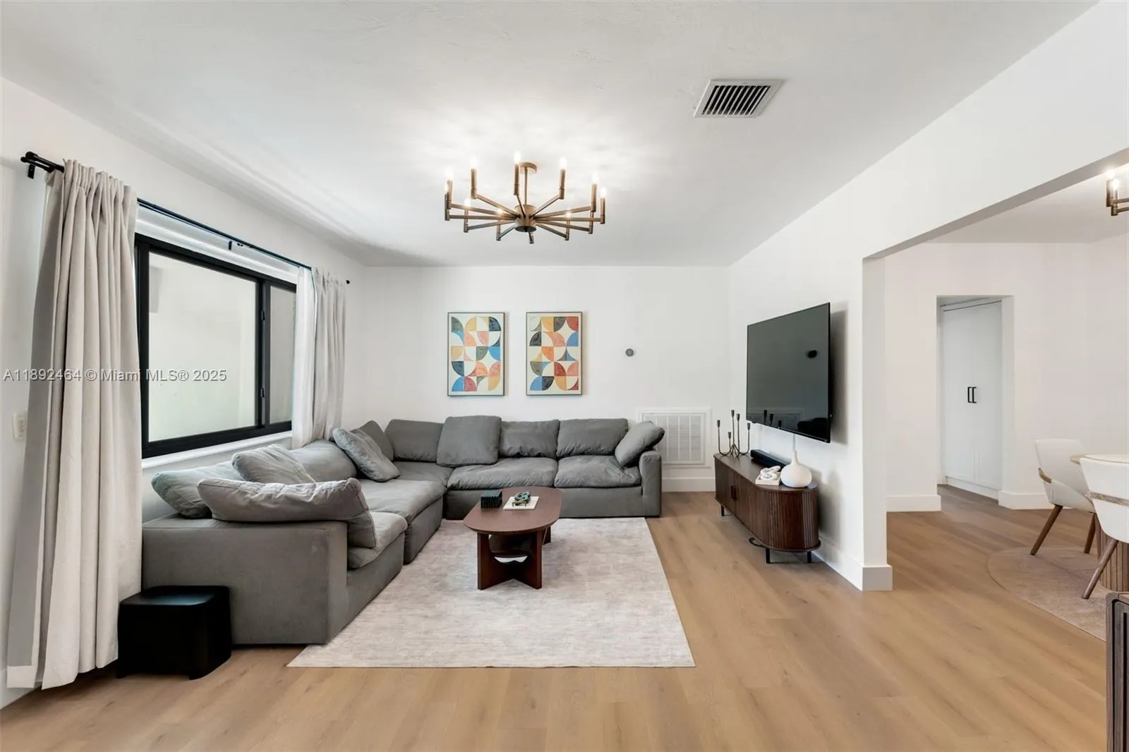 1 NE 86th St