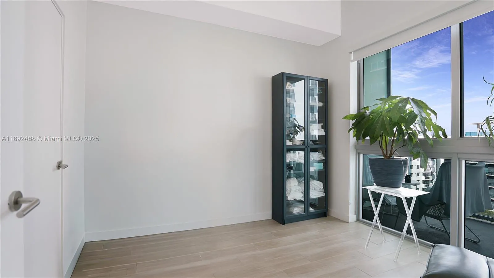 1600 SW 1st Ave, #810