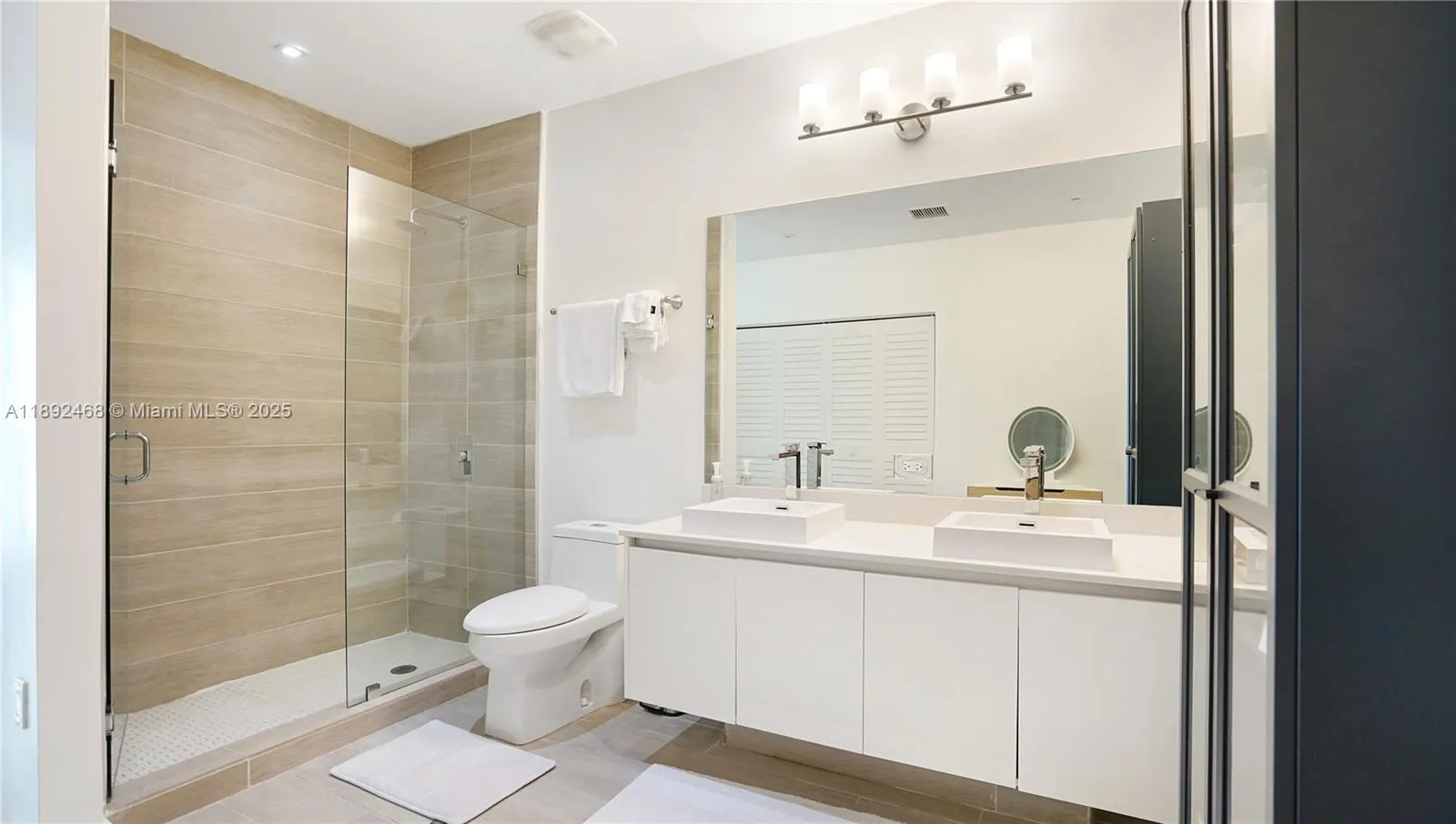 1600 SW 1st Ave, #810