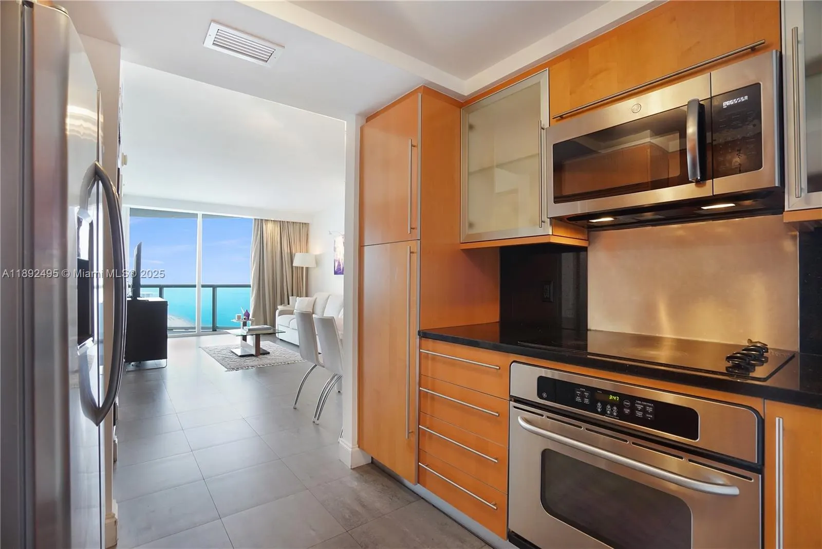 6365 Collins Ave, #2711