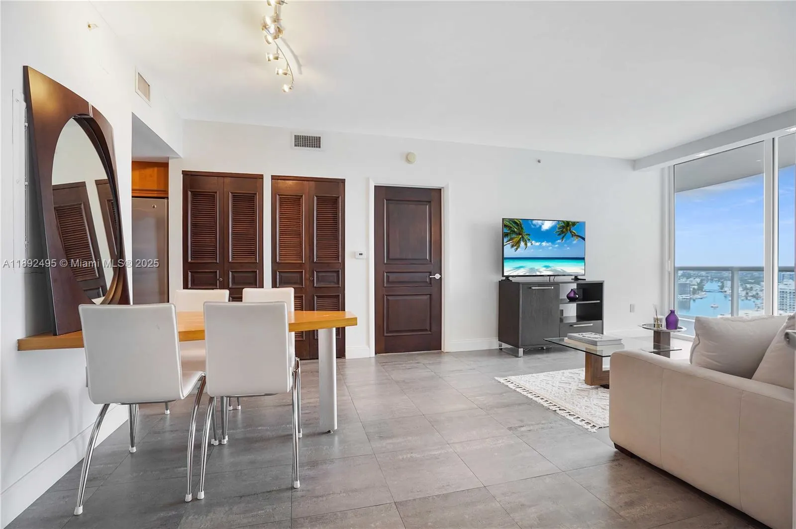 6365 Collins Ave, #2711