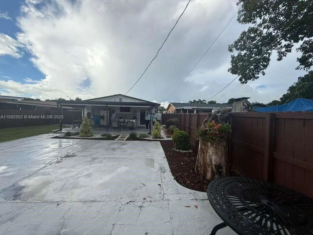 3540 NW 97th St