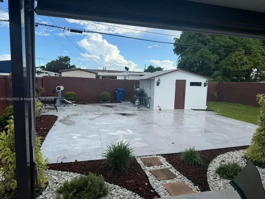 3540 NW 97th St