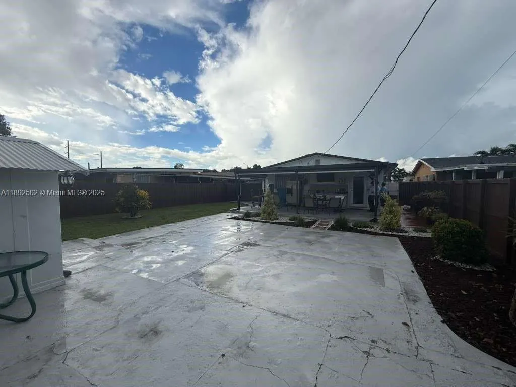 3540 NW 97th St
