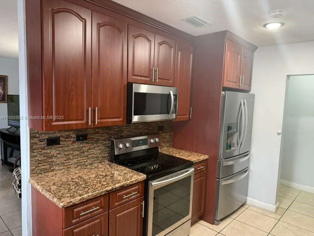 3540 NW 97th St